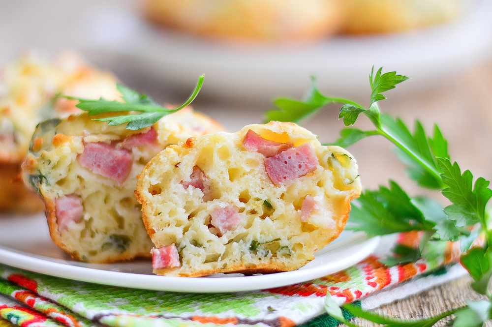 muffins de bacon y queso